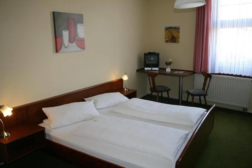 Landgasthof & Hotel Krone Eischleben Ichtershausen Экстерьер фото