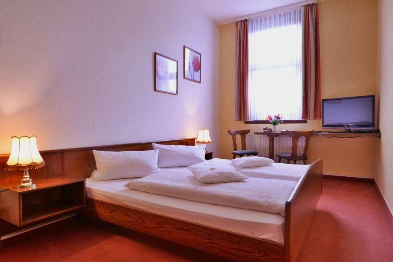 Landgasthof & Hotel Krone Eischleben Ichtershausen Экстерьер фото