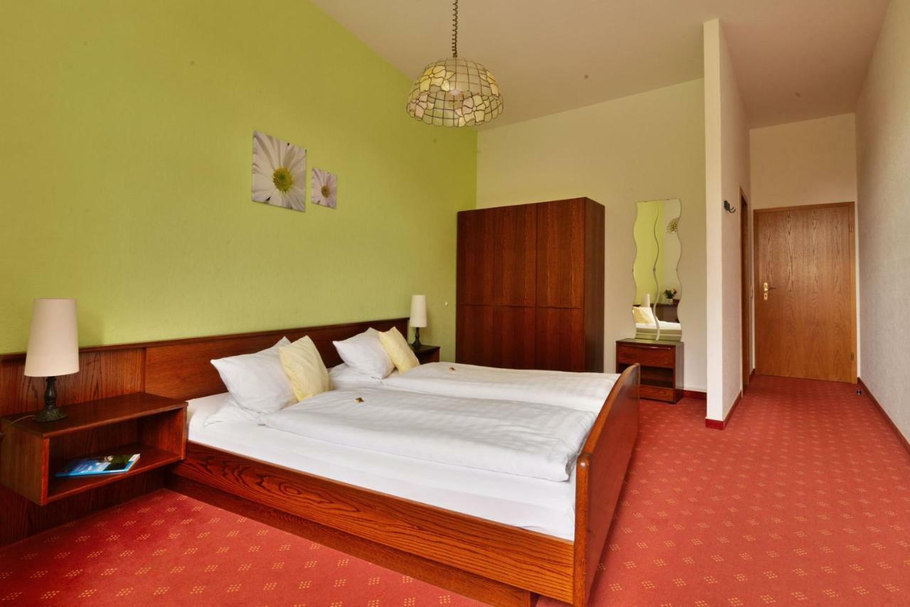 Landgasthof & Hotel Krone Eischleben Ichtershausen Экстерьер фото
